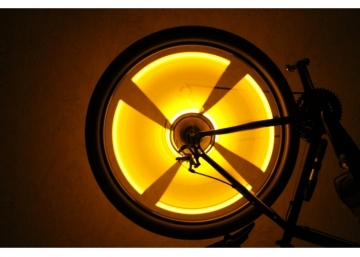 Желтая велосипедная подсветка